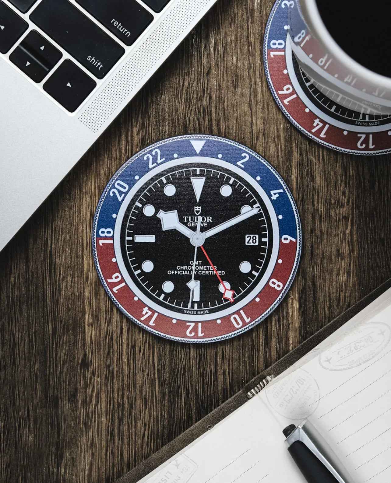 Sous-verres en Silicone pour Amateurs de Montres - Tudor BB GMT