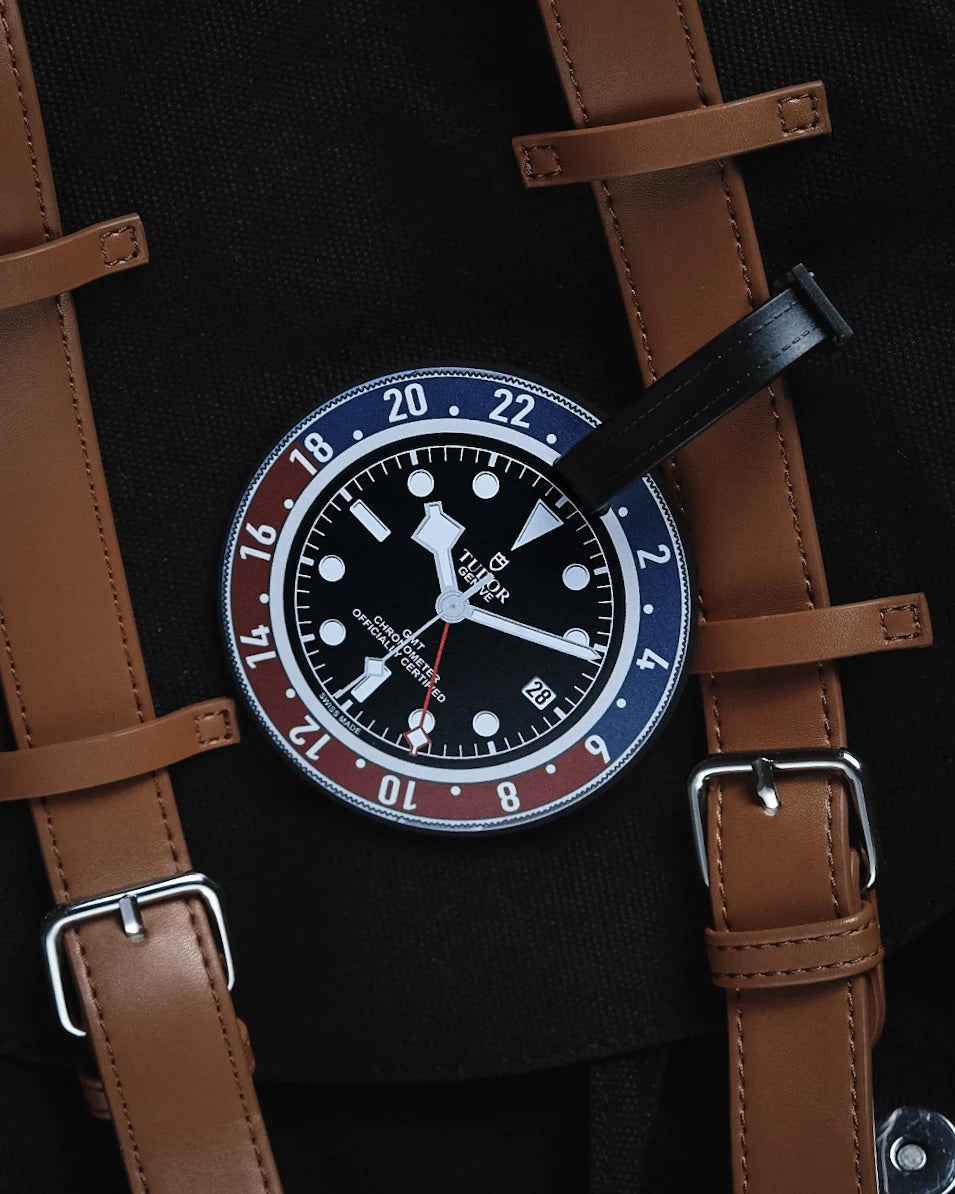Étiquette de Sac de Voyage GMT Tudor pour Enthousiastes de Montres