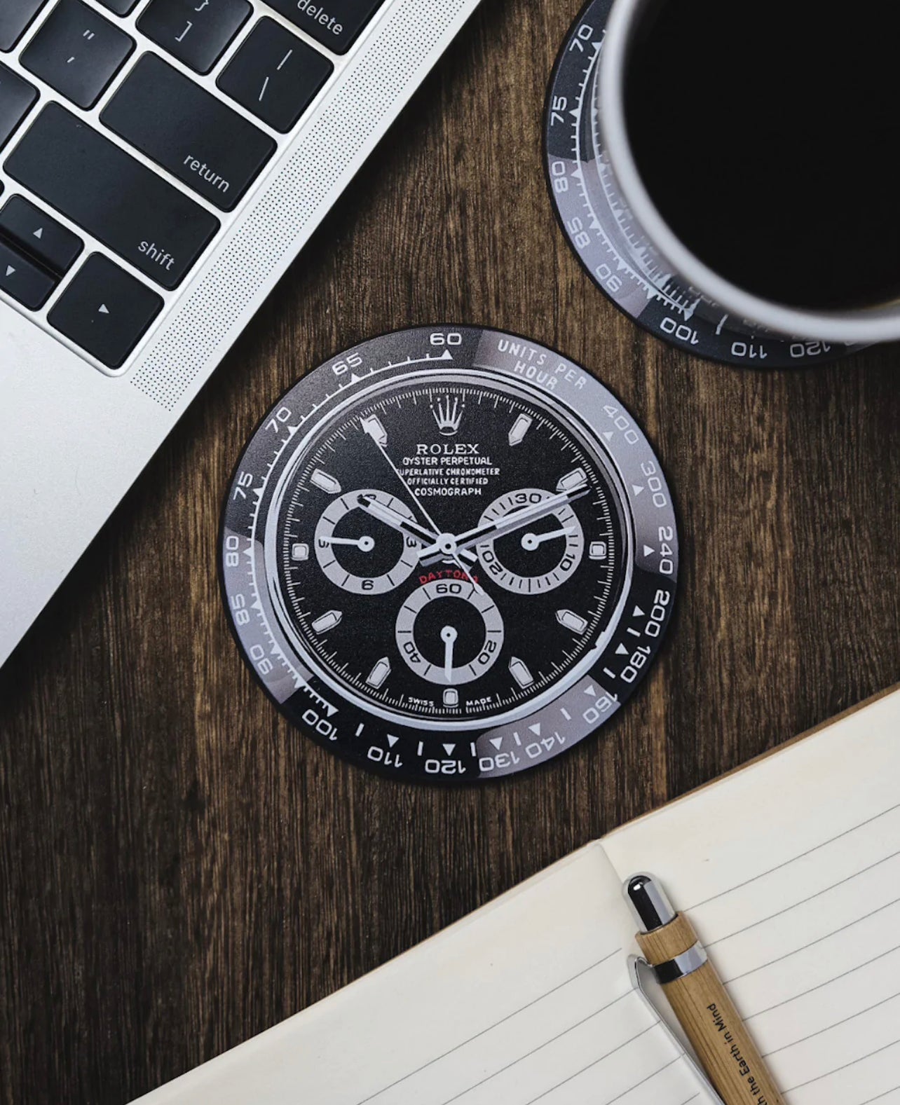Dessous de Verre en Silicone "Daytona Noir" pour Passionnés de Montres