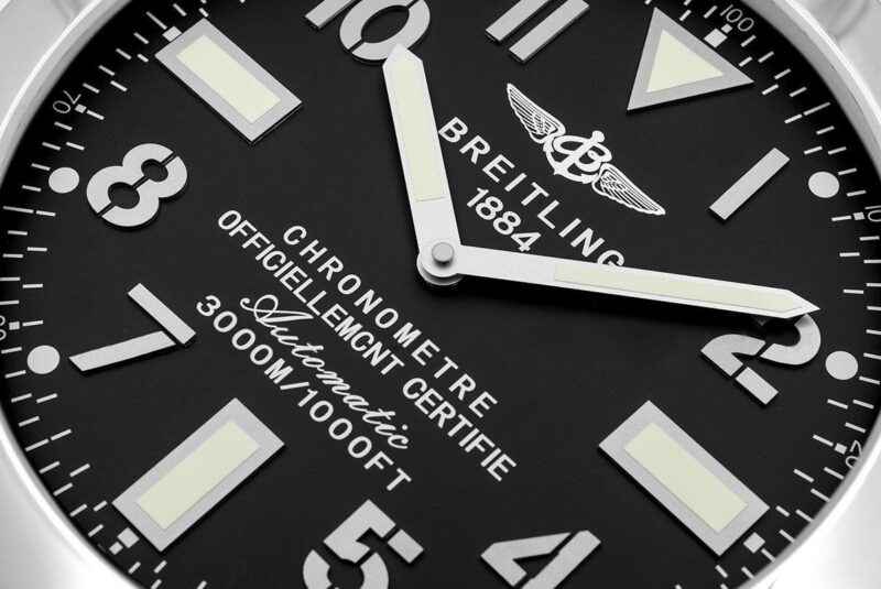 Montre Breitling Avenger de Luxe - Performance et Élégance